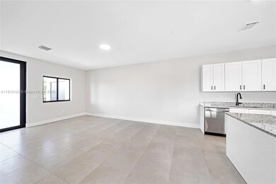 4307 E 8th Ct unit D, Hialeah, FL 33013 - photo 7