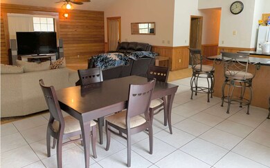 3572 SW Wilson Springs Rd, Fort White, FL 32038 - photo 4