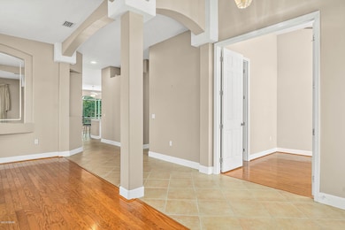 151 Deep Woods Way-31