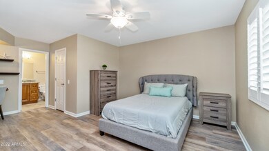 14049 N Palm Ridge Dr W, Sun City, AZ 85351 - photo 5