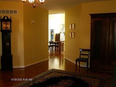 314 Village Dr, Frankfort, KY 40601 - photo 4