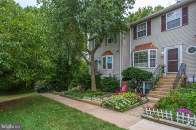 4151 Pleasant Meadow Ct unit 95A, Chantilly, VA 20151 - photo 3