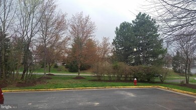 46792 Lawnes Creek Terrace, Sterling, VA 20165 - photo 3