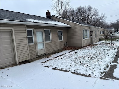 2407 Nesmith Lake Blvd, Akron, OH 44314 - photo 4