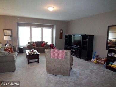 10349 Bridle Ct, Hagerstown, MD 21740 - photo 2