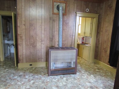 409 Sparta St, McMinnville, TN 37110 - photo 7