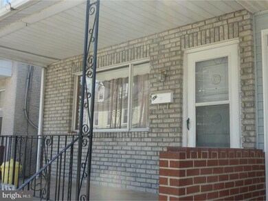 617 Maddock St, Crum Lynne, PA 19022 - photo 2