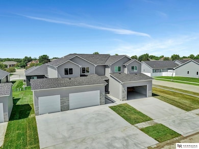 5909 S 94th St, Lincoln, NE 68526 - photo 4