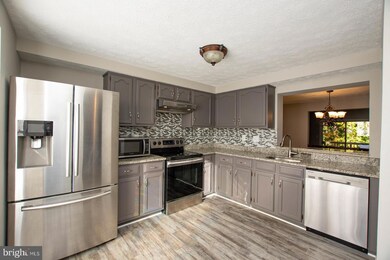 3625 Autumn Glen Cir, Burtonsville, MD 20866 - photo 3