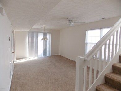 6816 Arbor Creek Dr, Louisville, KY 40228 - photo 5