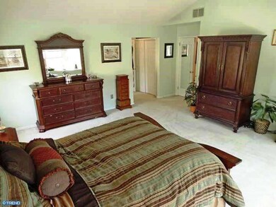 270 Dilworth Ln, Langhorne, PA 19047 - photo 6