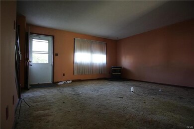 3391 S 2nd St, Whitehall, PA 18052 - photo 2