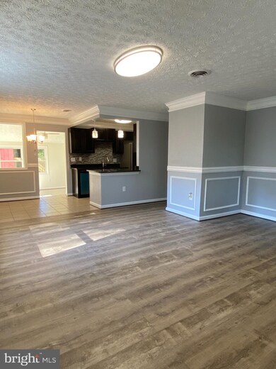 1715 Saunders Way, Glen Burnie, MD 21061 - photo 4