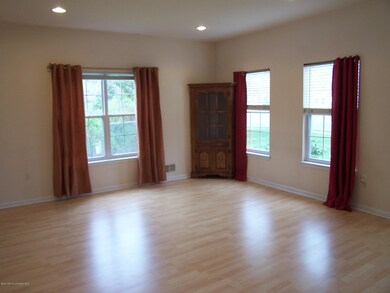 135 Normandy Ct, Matawan, NJ 07747 - photo 3