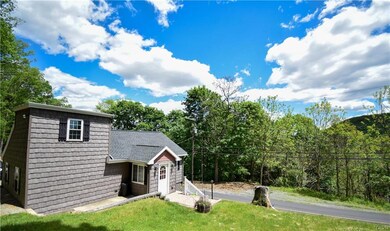 1503 Valley Rd, Tamaqua, PA 18252 - photo 5