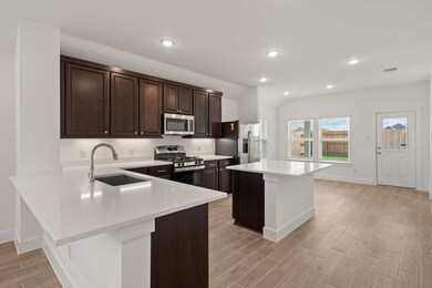 19289 Hazel First Ct, Magnolia, TX 77355 - photo 4