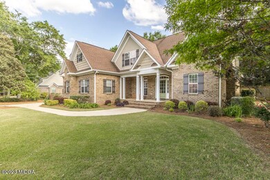 114 Vinings Place Dr 4