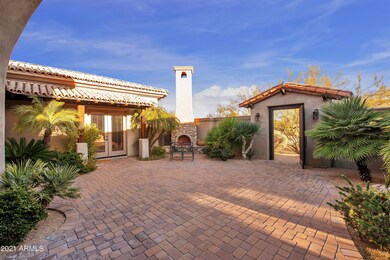 Courtyard Entry to Casita and Front Yard