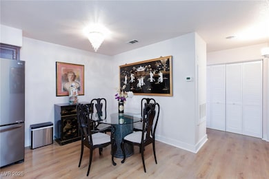 2725 S Nellis Blvd unit 2052, Las Vegas, NV 89121 - photo 6