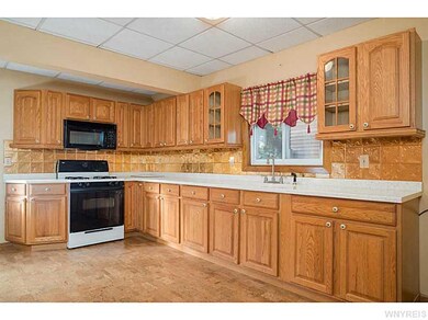 Kitchen Lower Kitchen