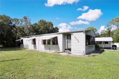 Super clean 1986 Model Home with many Extras