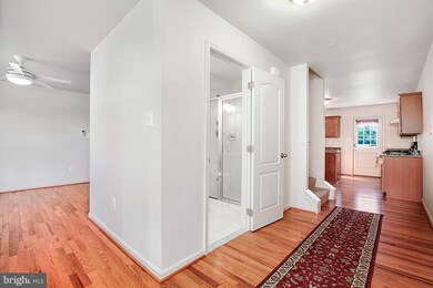 9111 Davene Ln, Laurel, MD 20723 - photo 5