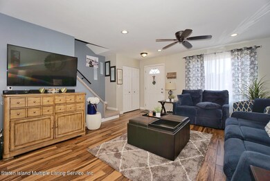 19 Acorn Ct, Staten Island, NY 10309 - photo 5