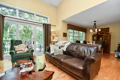 21 Greystone Ct unit 21, Burlington, MA 01803 - photo 5