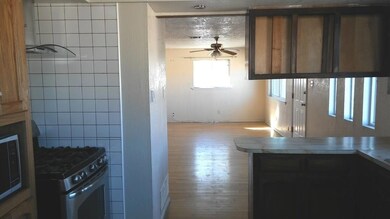 8030 Gilbert Dr, El Paso, TX 79907 - photo 4