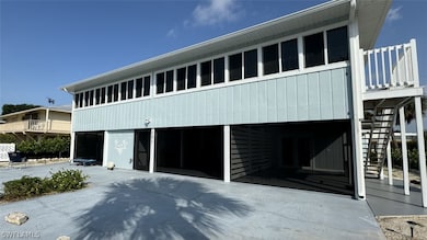 View of home's exterior