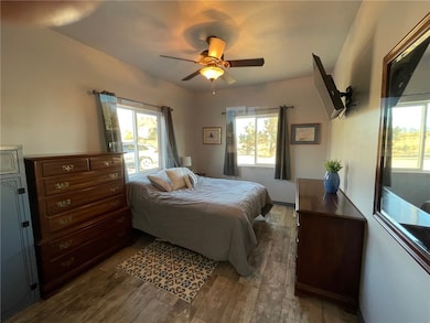 11328 S Kinard Rd, Yucca, AZ 86438 - photo 7