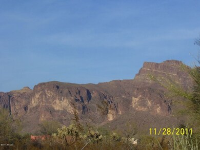Close to State Land, Hiking and Riding