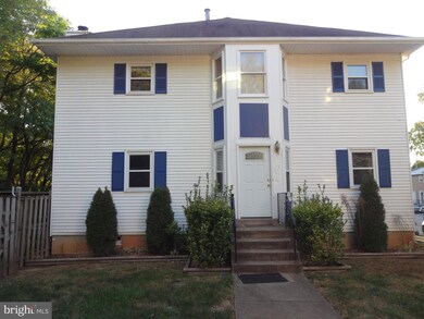 3061 White Birch Ct, Fairfax, VA 22031 - photo 2