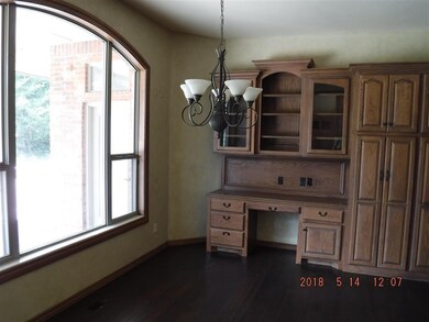 2100 Arbor Valley Dr, Edmond, OK 73025 - photo 5