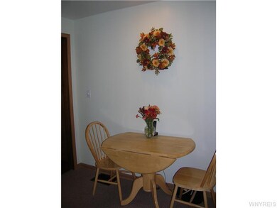 528 Prospect Ave, North Tonawanda, NY 14120 - photo 4