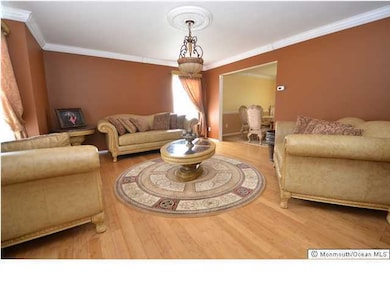 2 Treeview Ln, Cliffwood, NJ 07721 - photo 3