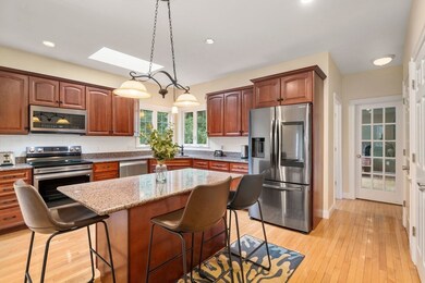 10 Blueberry Ln, Northborough, MA 01532 - photo 2