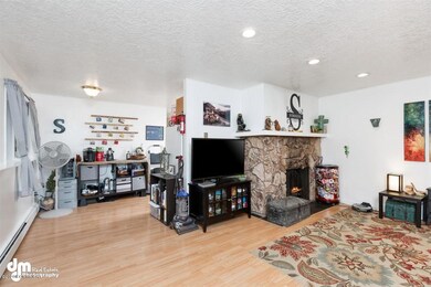 11-Living Room MS_8351