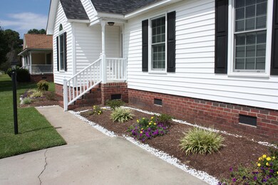 441 Channel Dr, Winterville, NC 28590 - photo 2