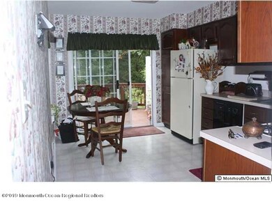 13 Beacon Ct, Holmdel, NJ 07733 - photo 5