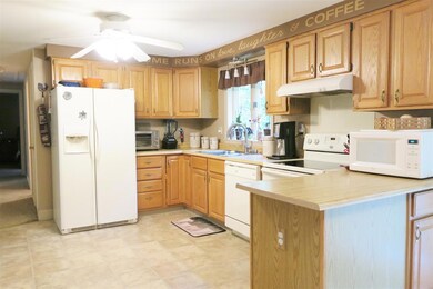 21 Bryant Mill Rd, Tamworth, NH 03886 - photo 2