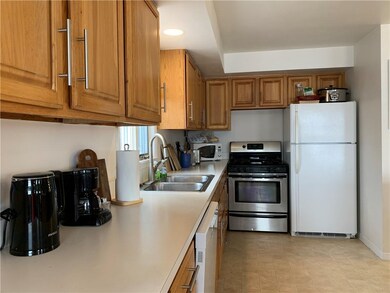 1723 Main Rd, Tiverton, RI 02878 - photo 7