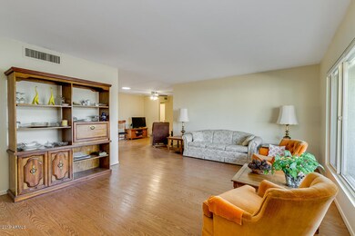 8117 E Edgewood Cir, Mesa, AZ 85208 - photo 7