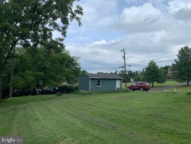 4815 Shimerville Rd, Emmaus, PA 18049 - photo 4