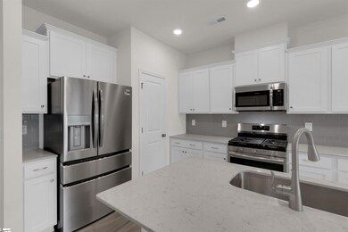 108 Paneer Ln, Taylors, SC 29687 - photo 4