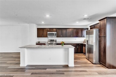 12328 Golden Wreath Rd unit 4, Las Vegas, NV 89183 - photo 5