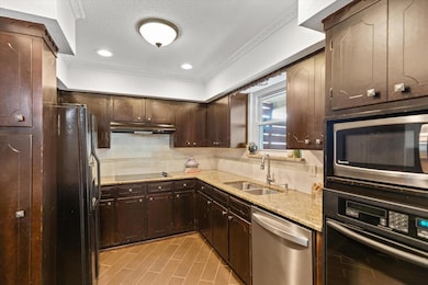 6029 Sandhurst Ln unit C, Dallas, TX 75206 - photo 6