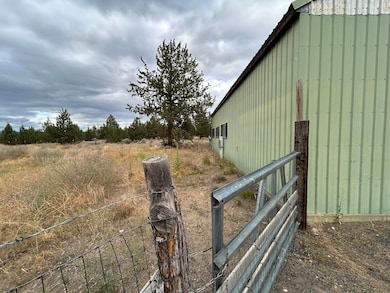 3444 SE Umatilla Loop, Prineville, OR 97754 - photo 4