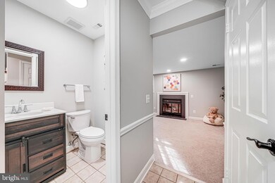 3568 S George Mason Dr unit 12, Alexandria, VA 22302 - photo 7