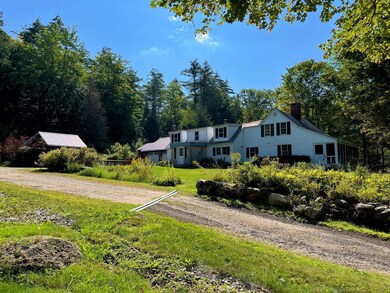 1025 Hurricane Mountain Rd, Conway, NH 03860 - photo 4